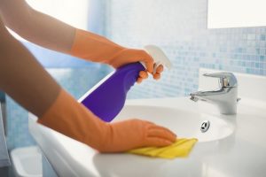 pulire il bagno velocemente